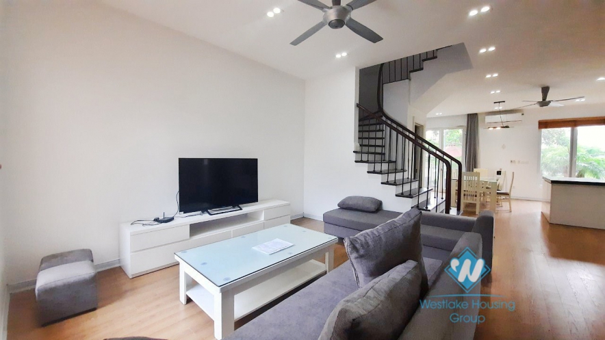 Adjacent four bedroom villas with backyard for rent in Vinhome Riverside Long Bien